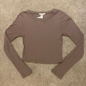 Long Sleeve Crop Top- Size Small